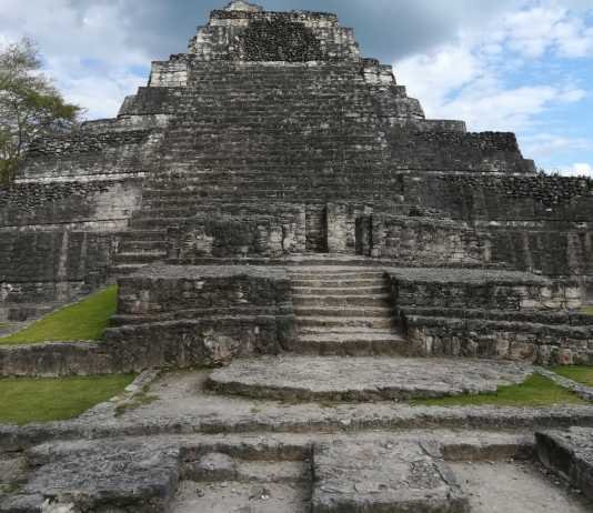 Ruinas Mayas de Chacchoben Ruinas Mayas de Chacchoben