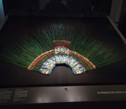 Penacho de Moctezuma Penacho de Moctezuma